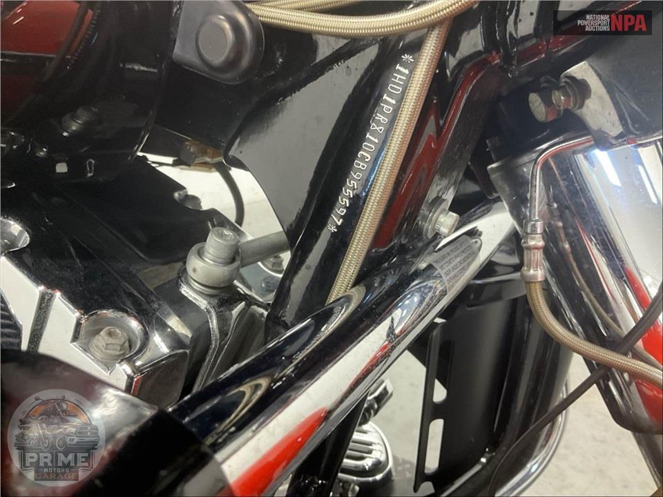 2012 Harley-Davidson FLHTCUSE7 SCREAMIN EAGLE — фото 12