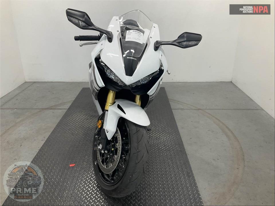 2026 Honda CBR1000RR — фото 2