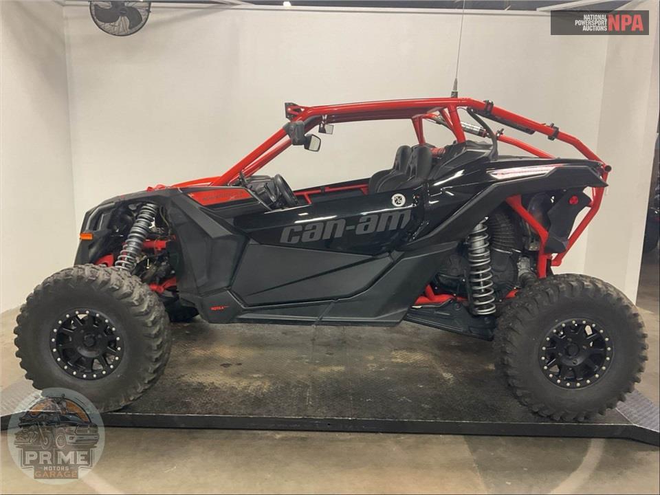 2018 Can-Am MAVERICK X3 X RS TURBO R — фото 3