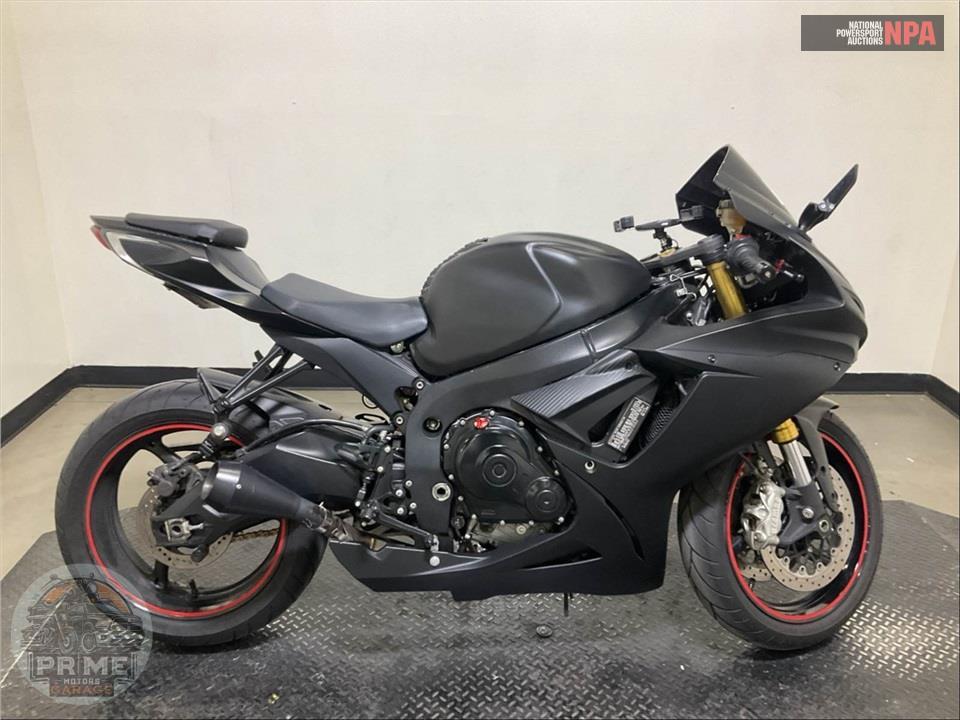 2016 Suzuki GSX-R750L6 — фото 1