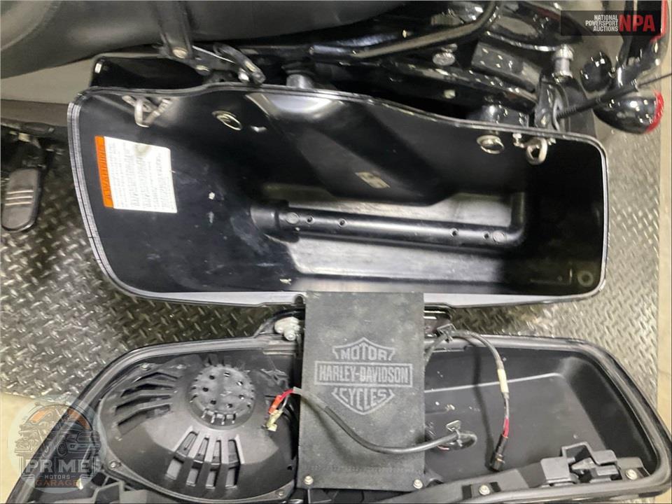 2019 Harley-Davidson FLHXS STREET GLIDE SPECIAL — фото 23