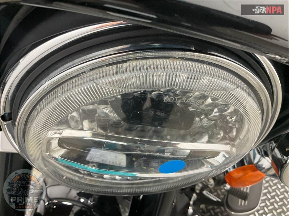 2019 Harley-Davidson FLHX STREET GLIDE — фото 31