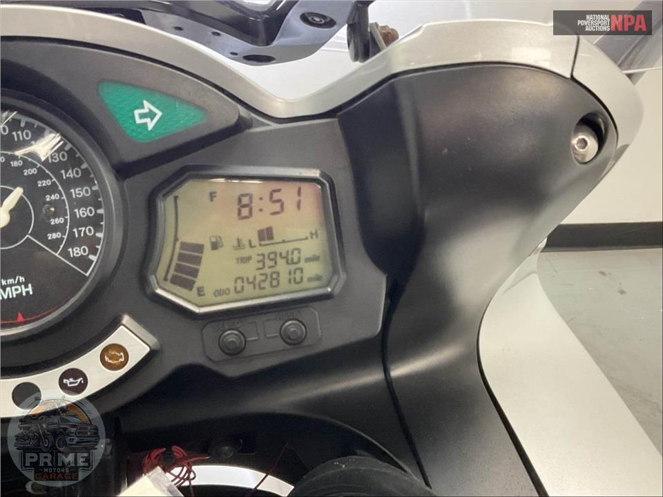2003 Yamaha FJR1300 STANDARD SHIFT CA MODEL — фото 8