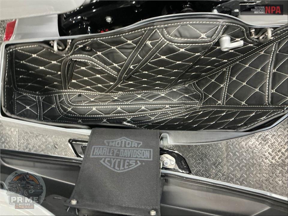2025 Harley-Davidson FLTRX ROAD GLIDE — фото 18