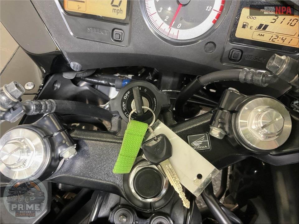 2009 Honda VFR8009 INTERCEPTOR — фото 11