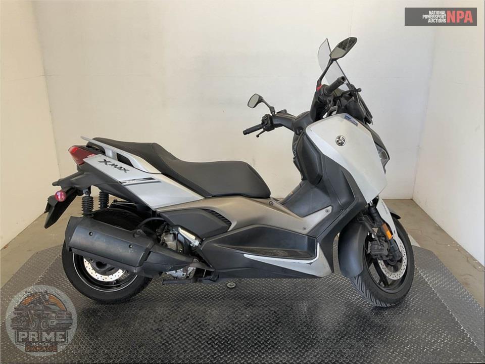 2023 Yamaha XMAX — фото 1