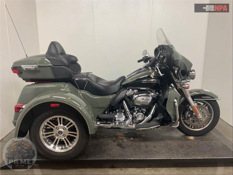 2021 Harley-Davidson FLHTCUTG TRI GLIDE ULTRA CLASSIC — фото 1