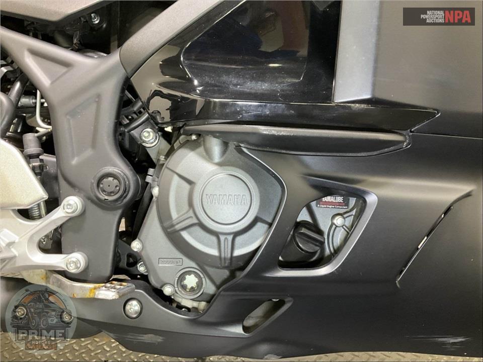 2025 Yamaha YZF-R3 — фото 5
