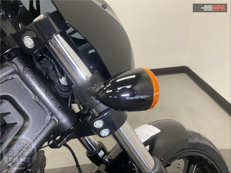 2025 Indian Motorcycle SPORT SCOUT SIXTY LIMITED (SMOKE) — фото 22