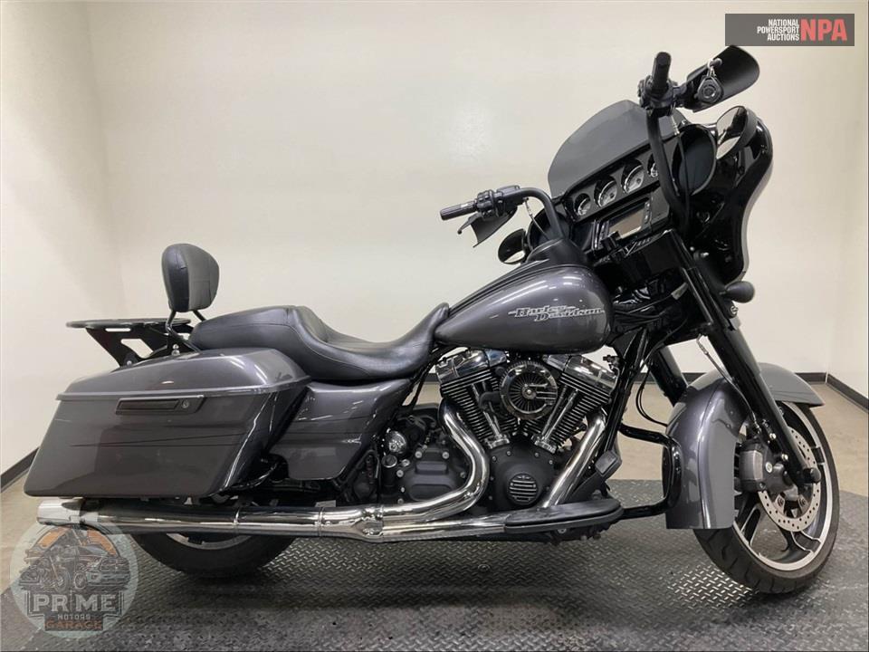 2014 Harley-Davidson FLHXS STREET GLIDE — фото 1
