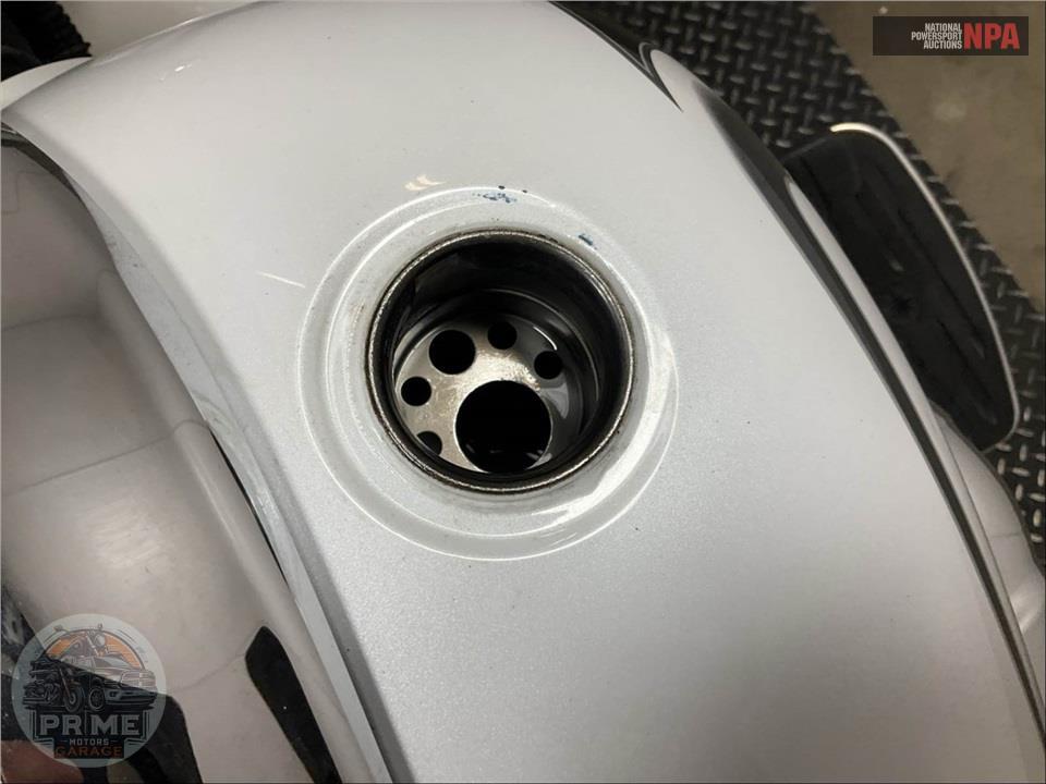 2013 Yamaha XVS95DW/C V-STAR (PEARL WHITE) — фото 16