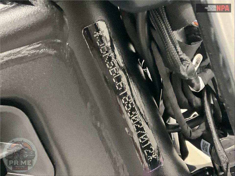 2025 Indian Motorcycle SCOUT SIXTY BOBBER LIMITED (SMOKE) — фото 17