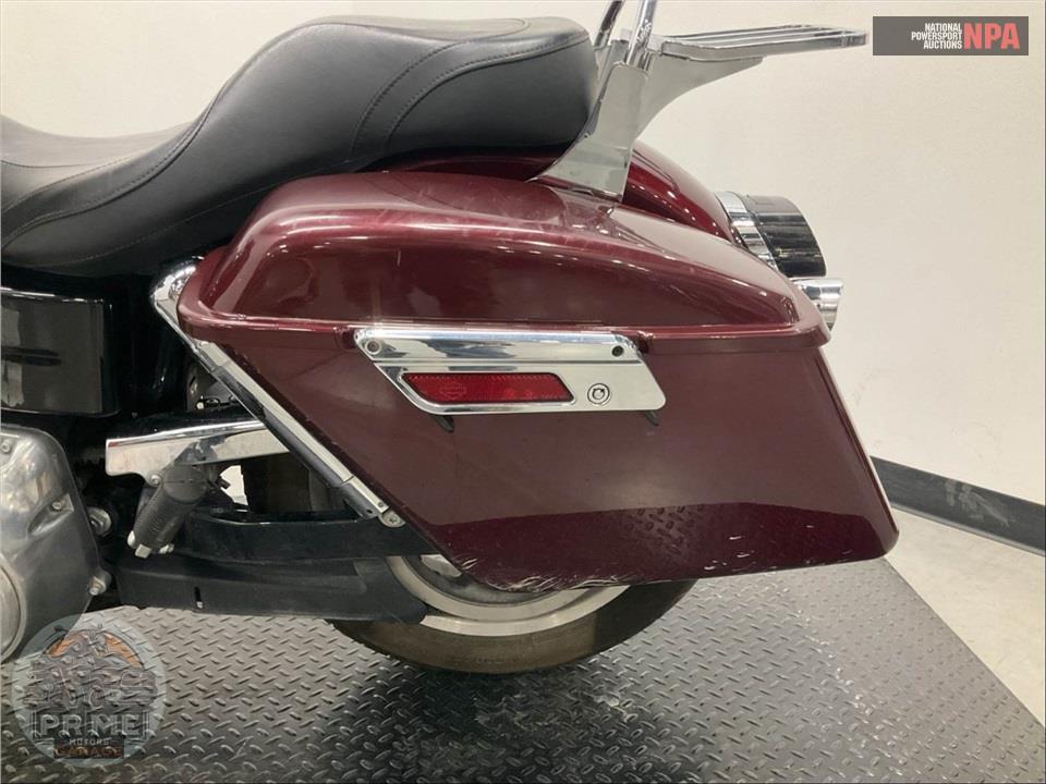 2015 Harley-Davidson FLD-103 DYNA SWITCHBACK — фото 28