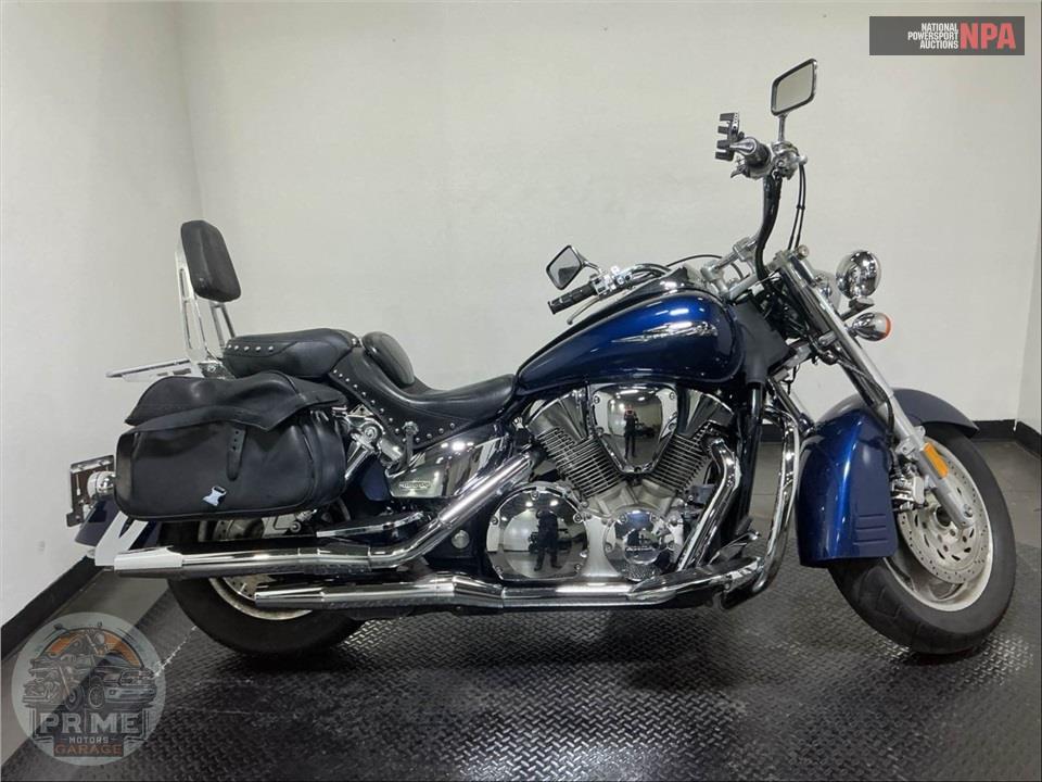 2008 Honda VTX1300R8 — фото 1