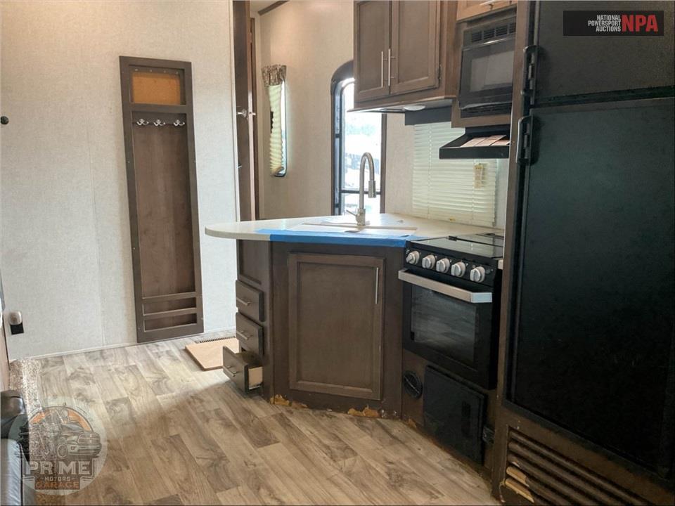2019 Keystone Rv M-25 RES COUGAR FIFTH WHEEL SERIES — фото 8