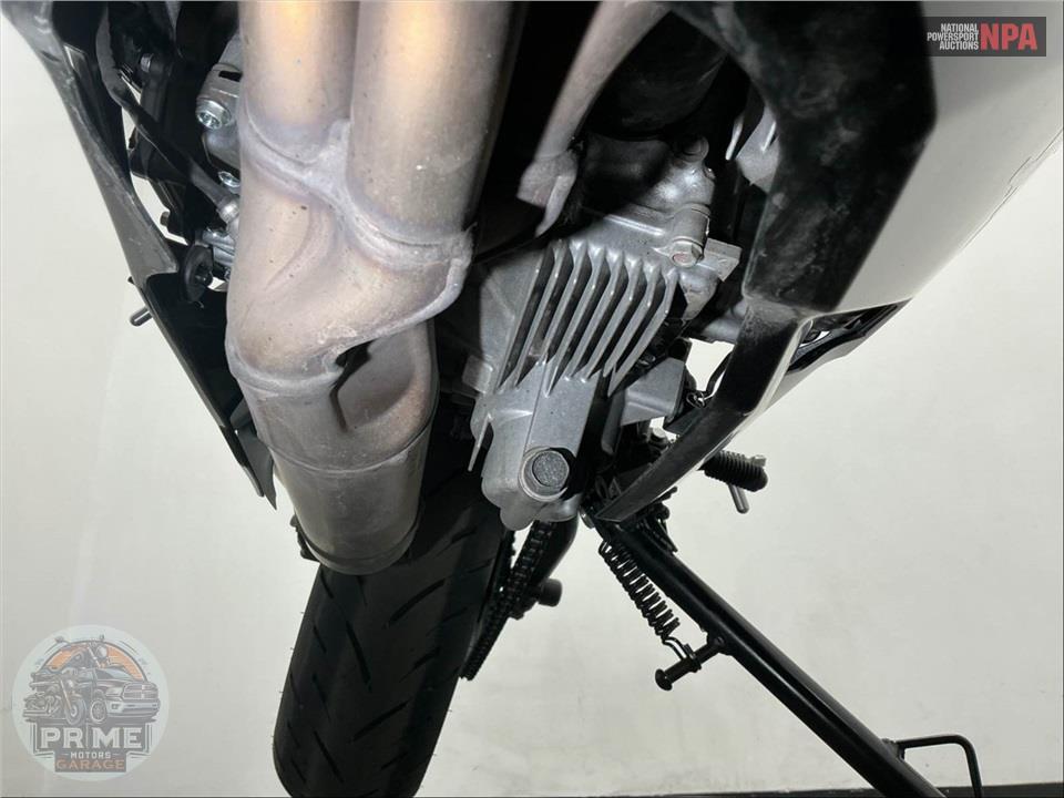 2026 Kawasaki NINJA ZX-4R ABS — фото 12