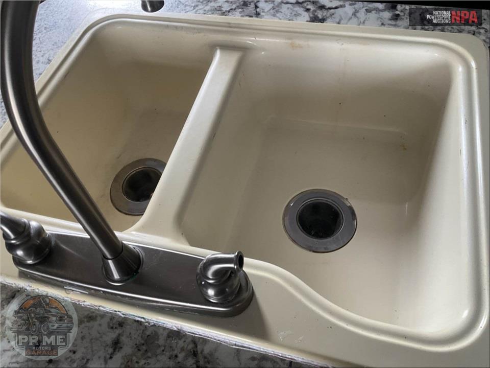 2018 Keystone Rv M-30 BHKSWE - HIDEOUT SERIES — фото 17