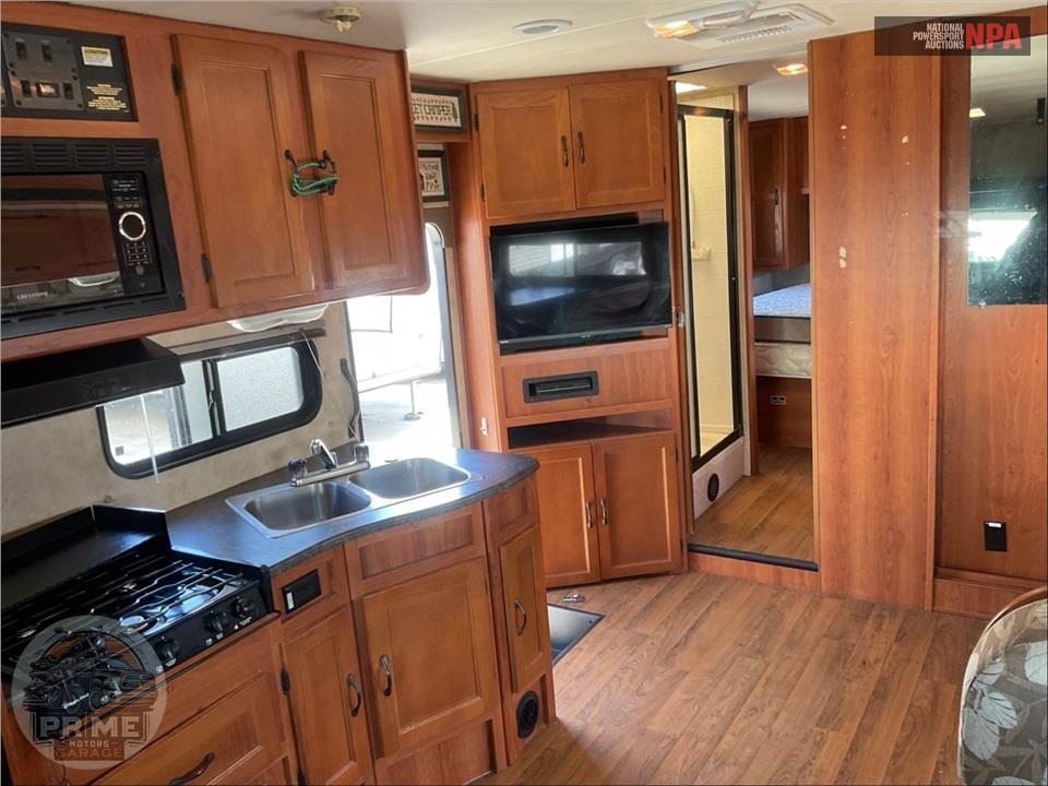 2011 Coachmen By Forest River M-31 FK FORD E45 - FREELANDER SERIES — фото 9