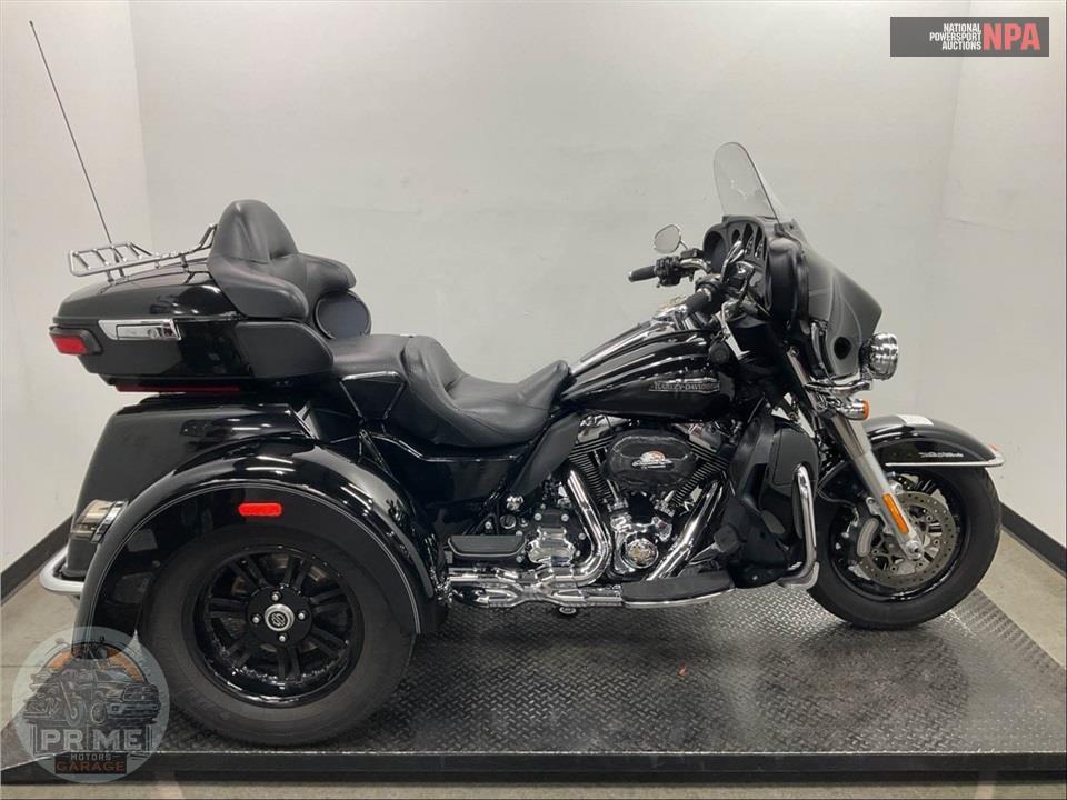 2015 HARLEY-DAVIDSON FLHTCUTG TRIGLIDE ULTRA CLASSIC