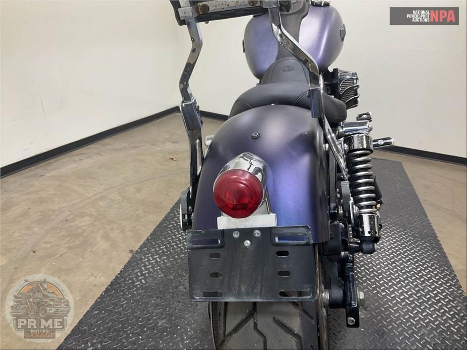 2010 Harley-Davidson FXDB DYNA STREET BOB — фото 35