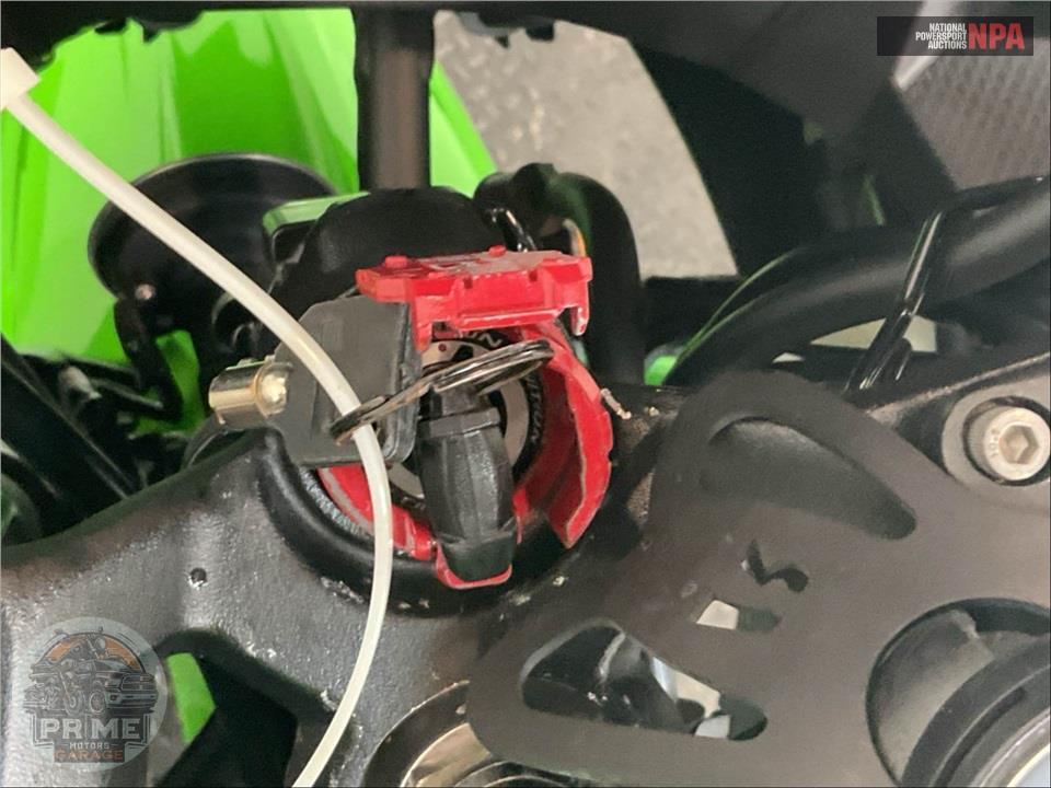 2023 Kawasaki EX400GPFAN NINJA 400 KRT (ABS) — фото 11