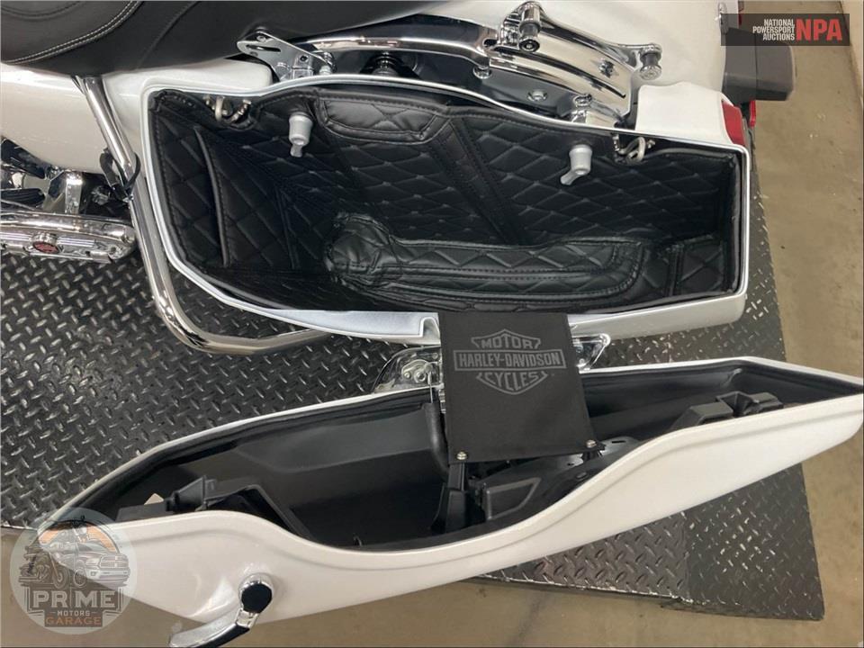 2024 Harley-Davidson FLHX STREET GLIDE — фото 15