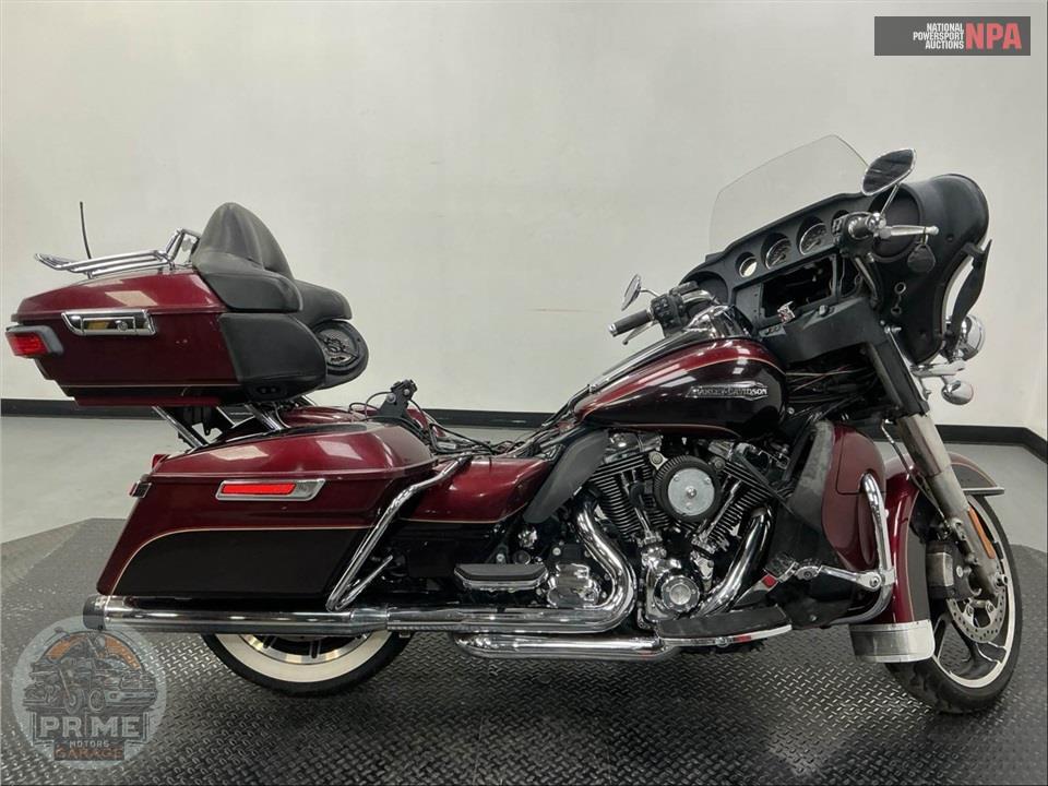 2014 Harley-Davidson FLHTCU ULTRA CLASSIC ELECTRA GLIDE — фото 1