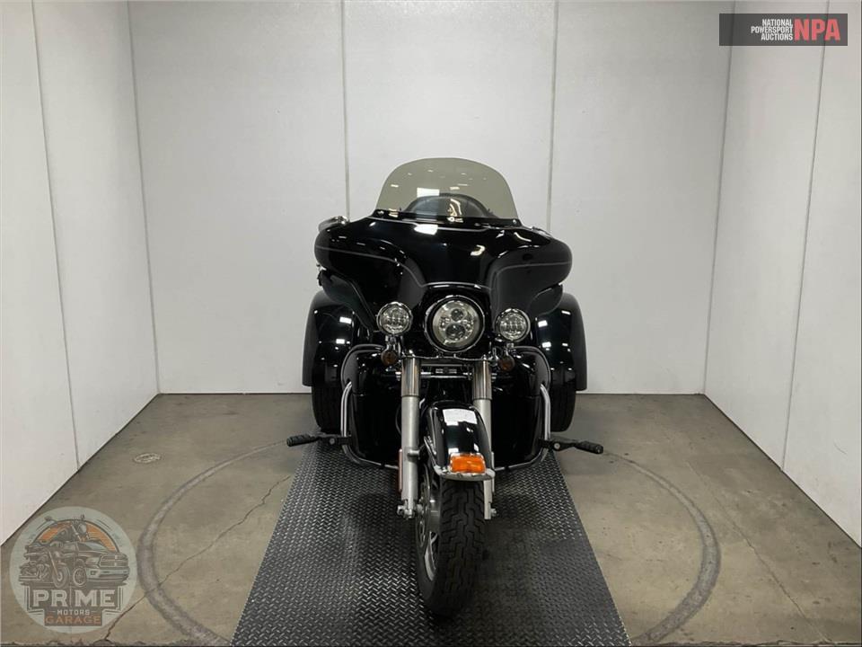 2013 Harley-Davidson FLHTCUTG TRIGLIDE UL CLSC — фото 2