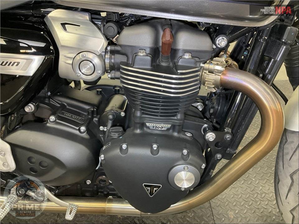 2021 Triumph SPEED TWIN 1200 (TWO-TONE) — фото 6