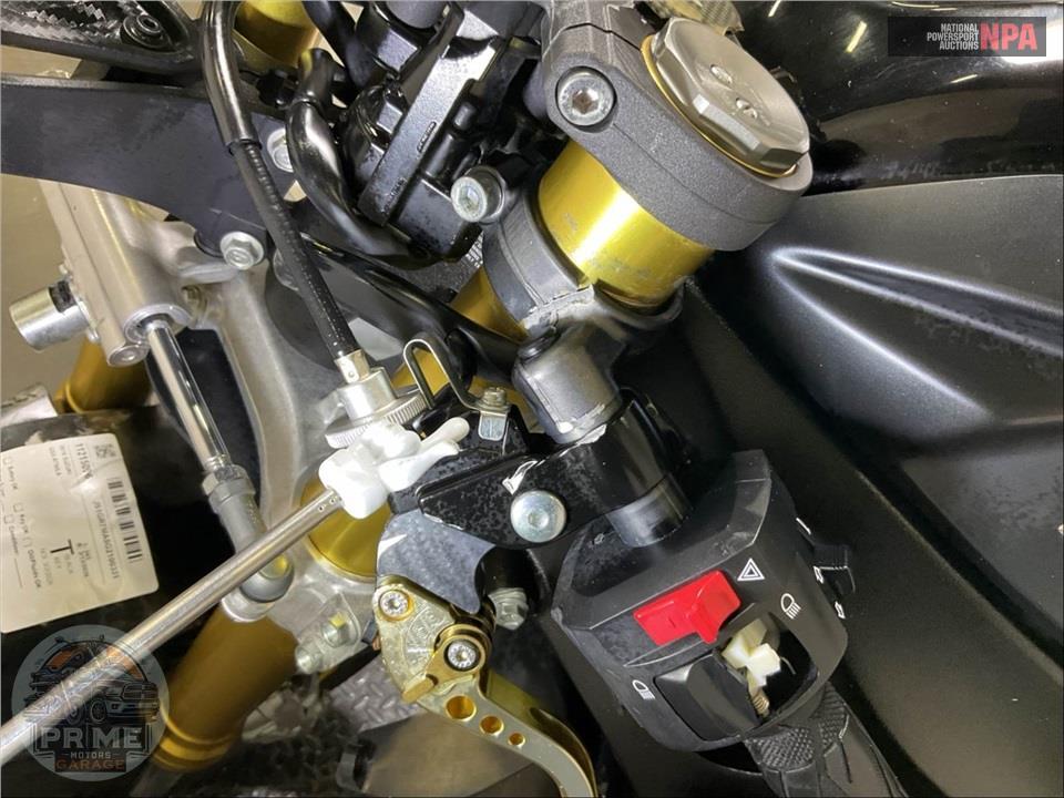 2016 Suzuki GSX-R750L6 — фото 29