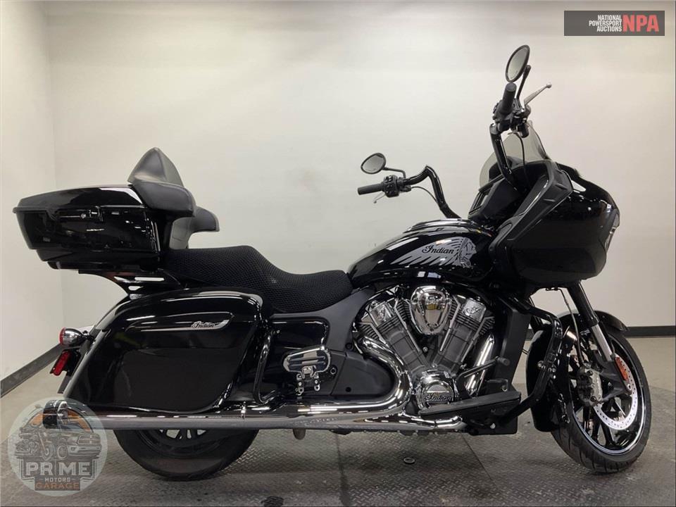 2023 INDIAN MOTORCYCLE CHALLENGER (SMOKE)