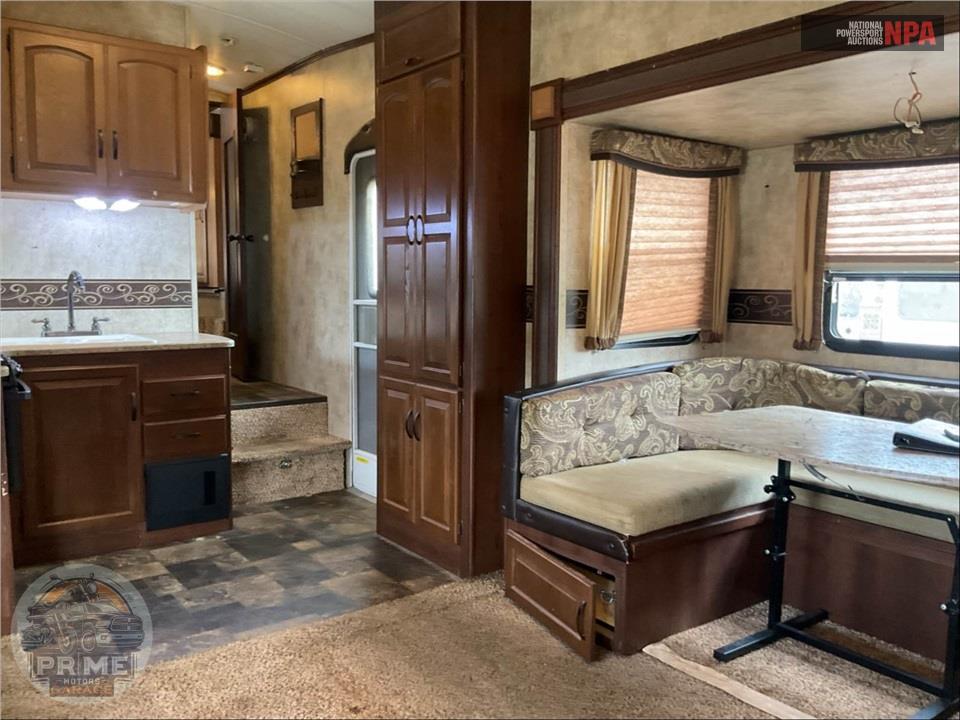 2013 Keystone Rv M-284 FRE - SYDNEY FIFTH WHEEL SERIES — фото 8