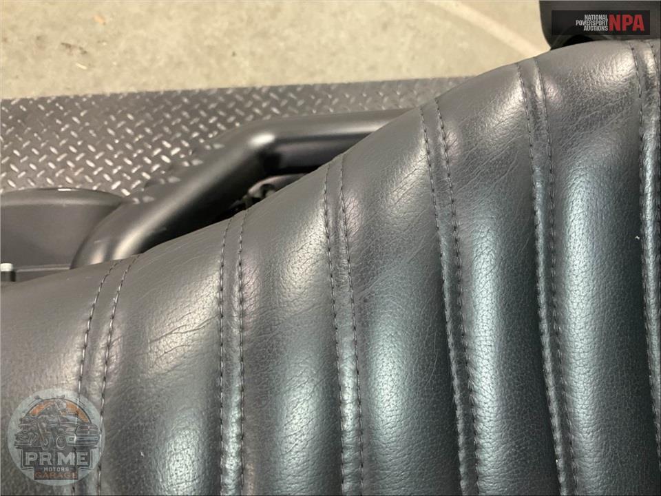 2023 Indian Motorcycle SCOUT ROGUE (ABS, BLACK METALLIC) — фото 17