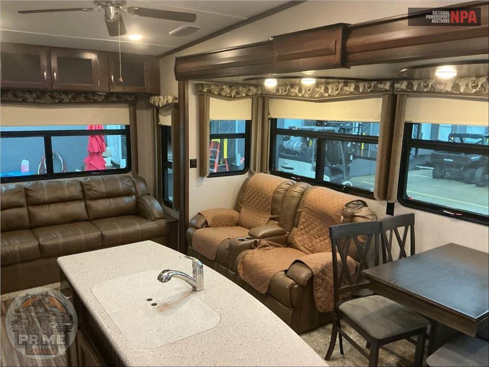 2018 Keystone Rv M-305 RL - MONTANA HIGH COUNTRY FIFTH WHEEL SERIES — фото 6