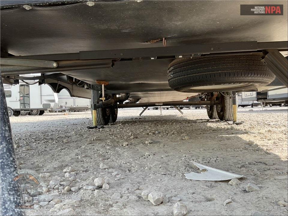 2019 Keystone Rv M-324 CG OUTBACK TOYHAULER SERIES — фото 35