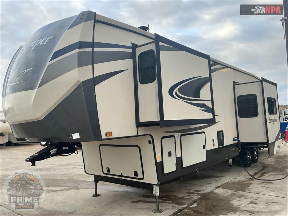2020 Sandpiper By Forest River M-39BARK - FIFTH WHEEL SERIES — фото 2