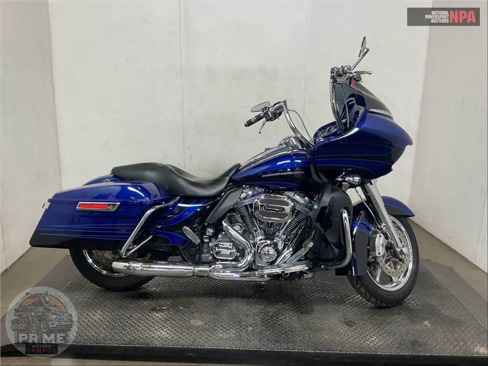 2015 Harley-Davidson FLTRUSE CVO ROAD GLIDE ULTRA — фото 1