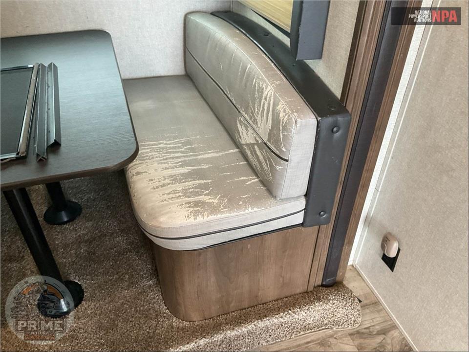 2019 Keystone Rv M-25 RES COUGAR FIFTH WHEEL SERIES — фото 10