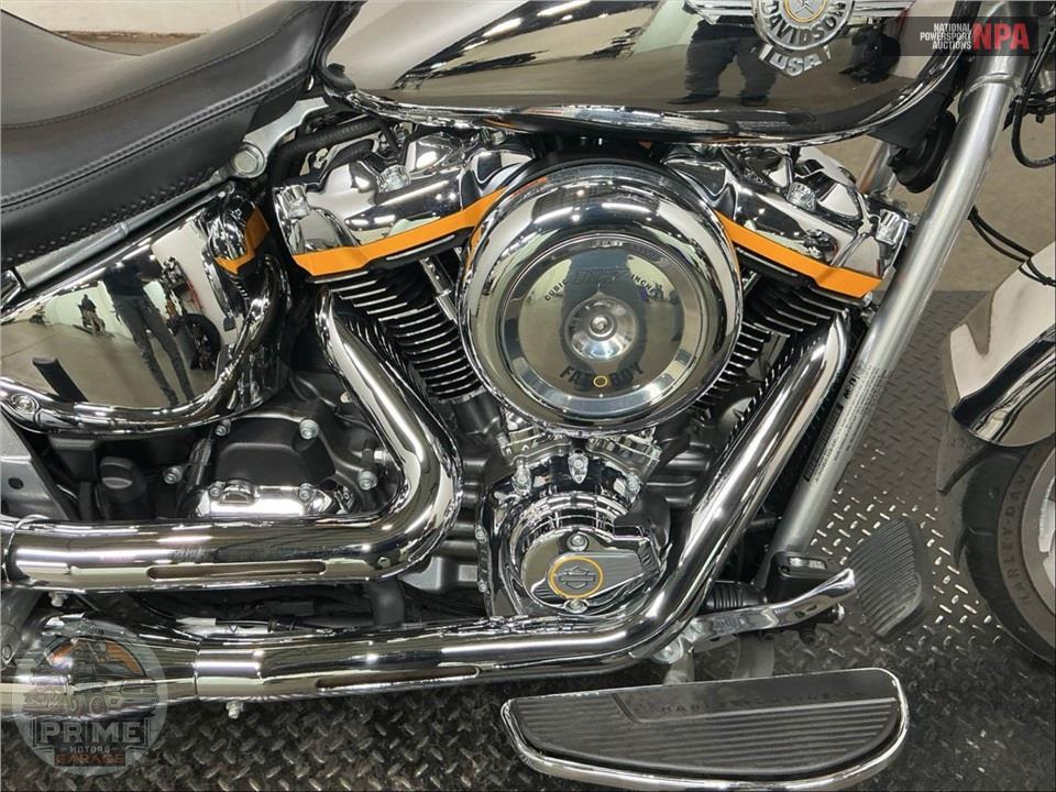 2025 Harley-Davidson FLSTFI SOFTAIL FAT BOY GRAY GHOST — фото 6