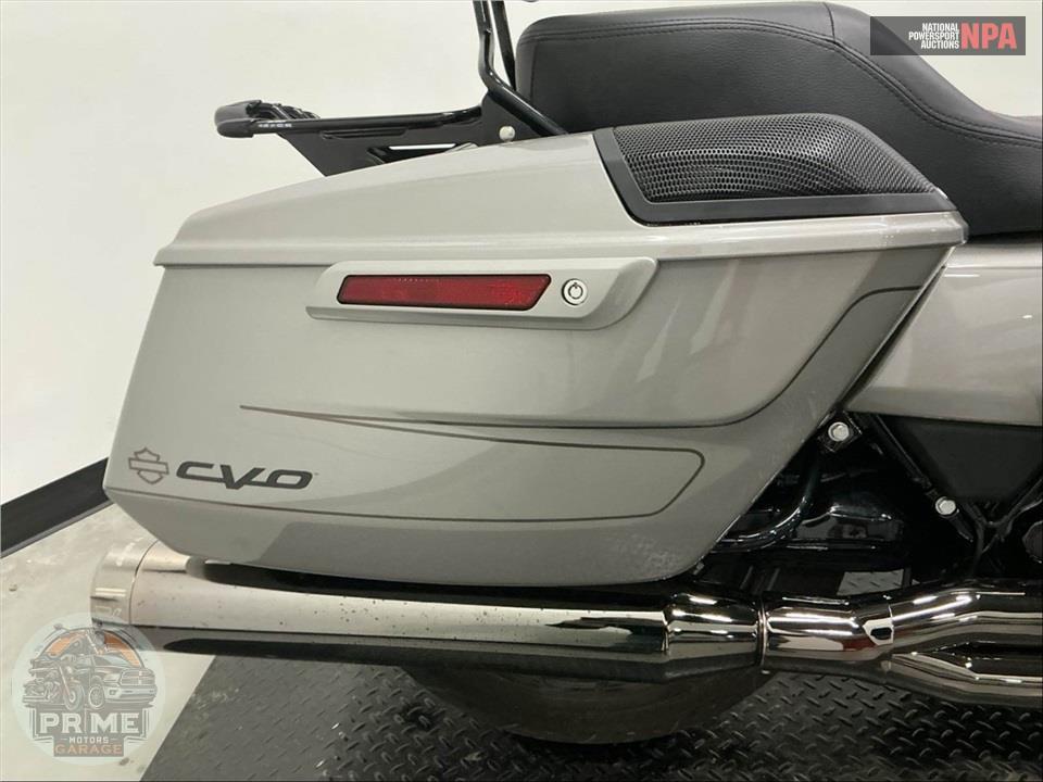 2023 Harley-Davidson FLTRXSE CVO ROAD GLIDE — фото 19