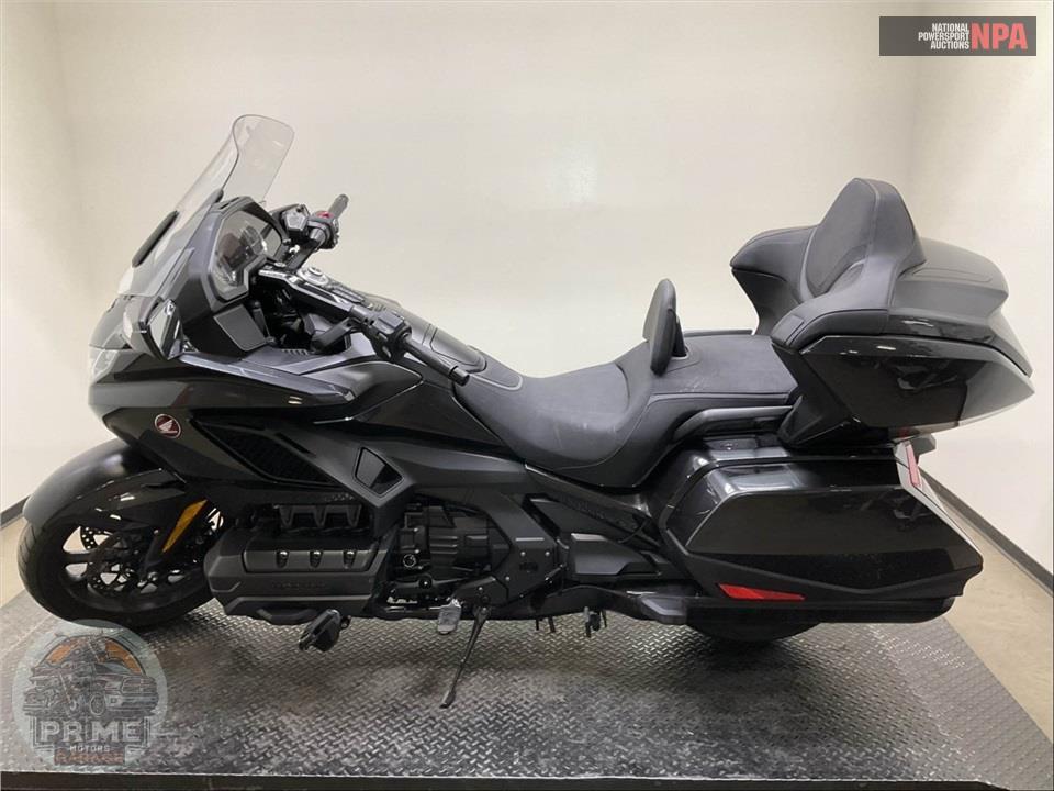 2022 Honda GL1800D GOLDWING TOUR DCT — фото 3