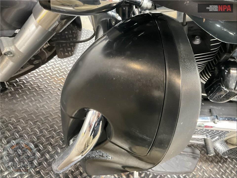 2016 Harley-Davidson FLTRX ROAD GLIDE — фото 15