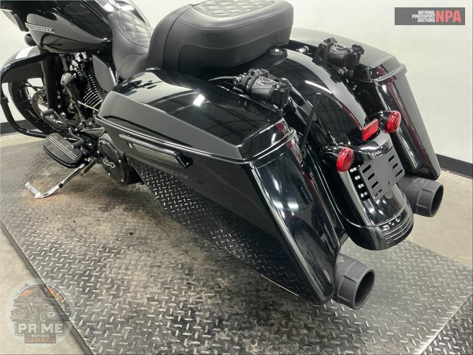 2020 Harley-Davidson FLHXS STREET GLIDE SPECIAL — фото 19