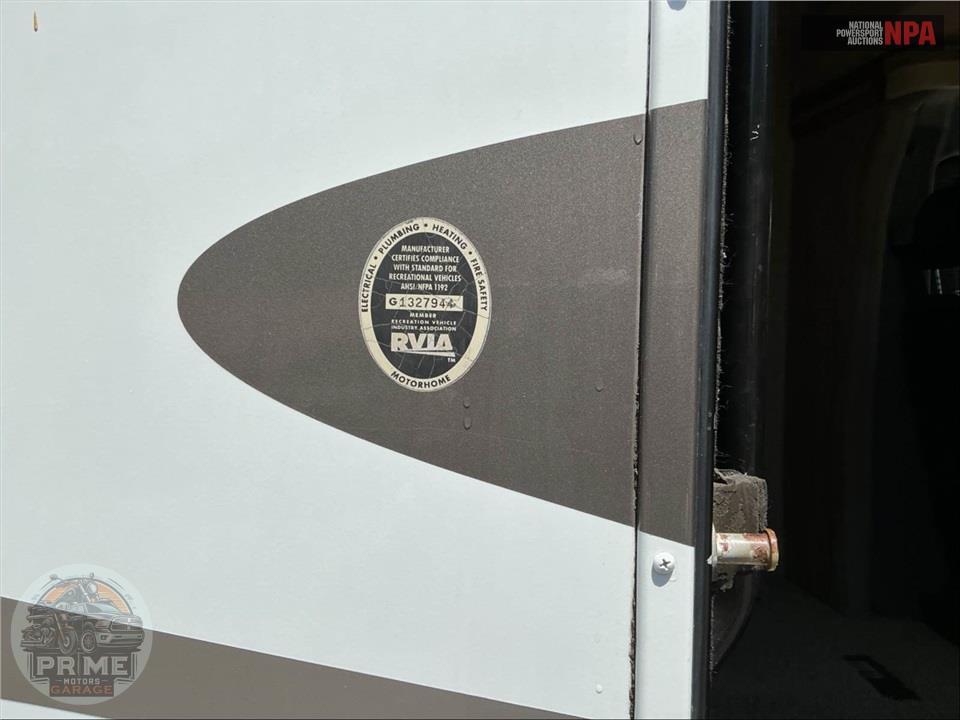2009 Winnebago M-24J-DODGE SPRINTER TURBO DIESEL - VIEW SERIES — фото 6