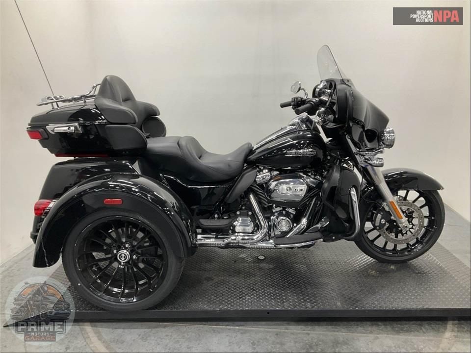 2021 Harley-Davidson FLHTCUTG TRI GLIDE ULTRA CLASSIC — фото 1