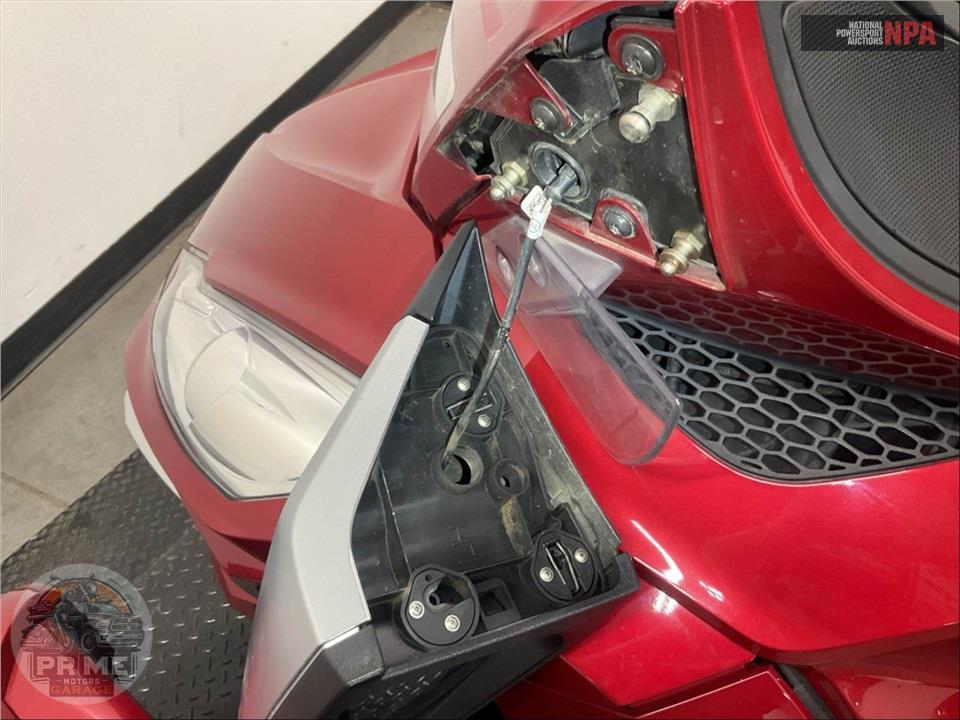 2015 Can-Am Spyder RT-S SM6 — фото 38