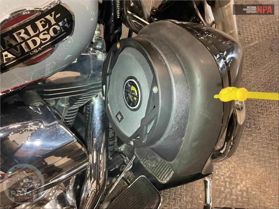 2011 Harley-Davidson FLHTCU UL CLSC EL GLIDE — фото 19