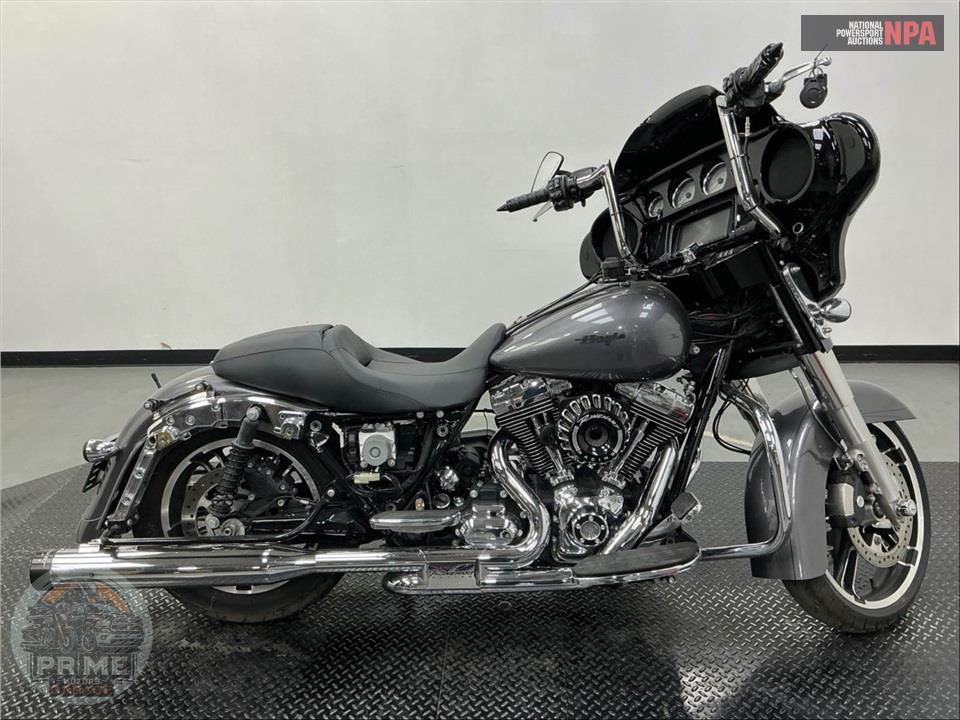 2015 Harley-Davidson FLHXS STREET GLIDE SPECIAL — фото 1