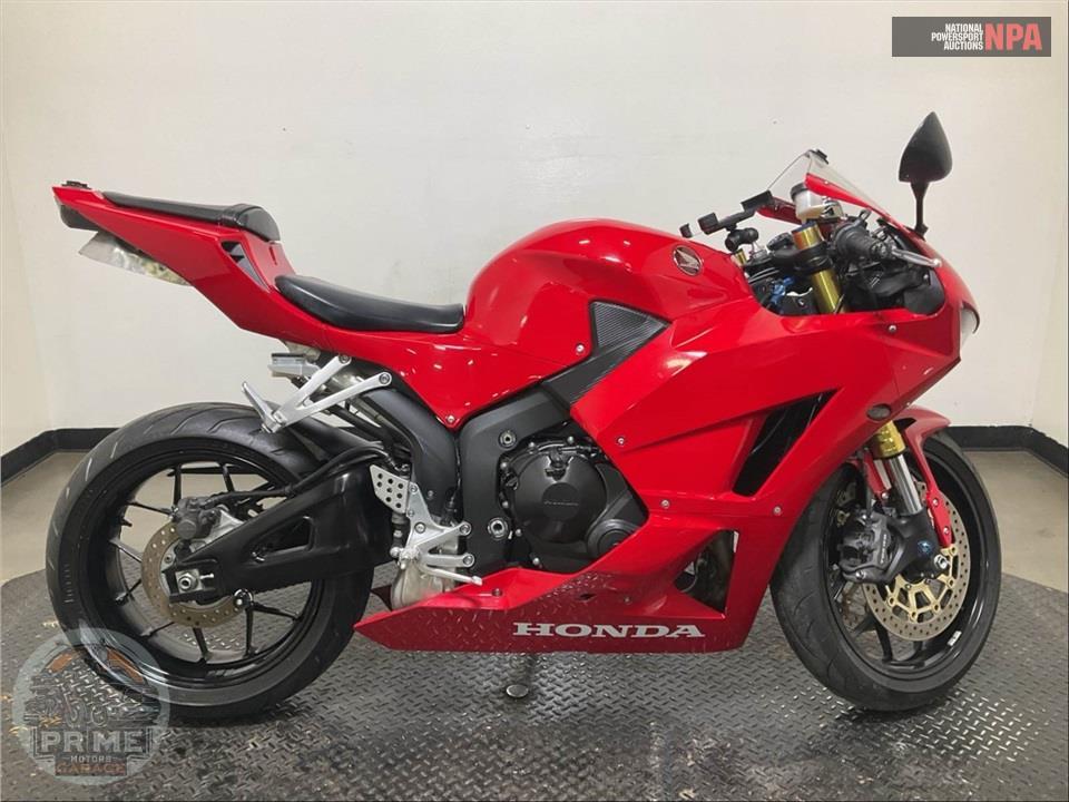 2023 Honda CBR600RR — фото 1