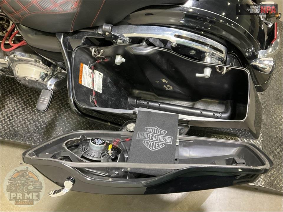 2015 Harley-Davidson FLTRXS ROAD GLIDE SPECIAL — фото 30